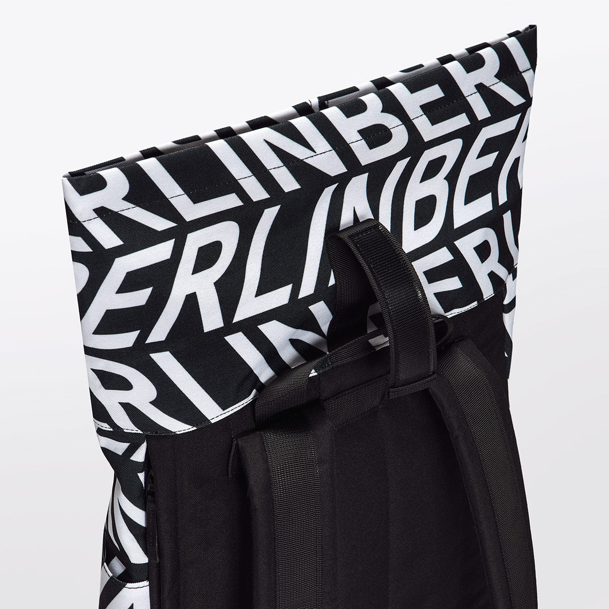 ucon-acrobatics-hajo-roll-top-rucksack-ceecee-edition image 5