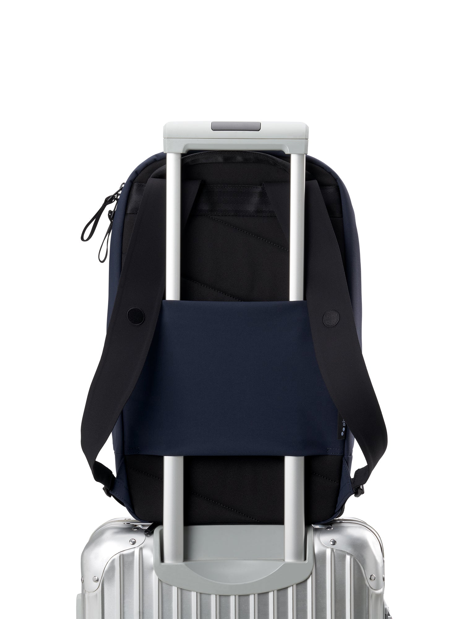 pinqponq-kontor-business-rucksack-16-l-solid-navy image 2