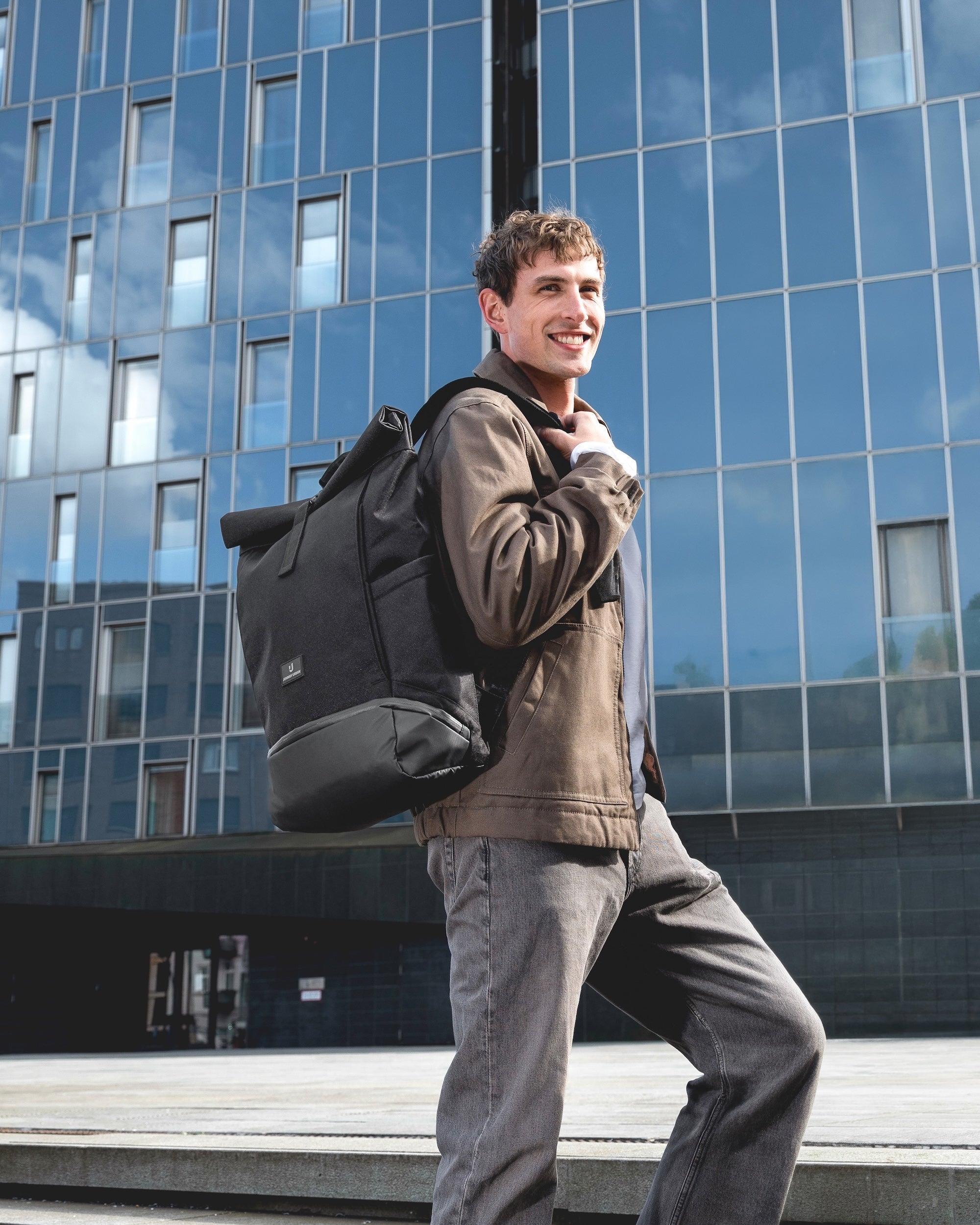 johnny-urban-allen-large-2-0-rolltop-rucksack image 2