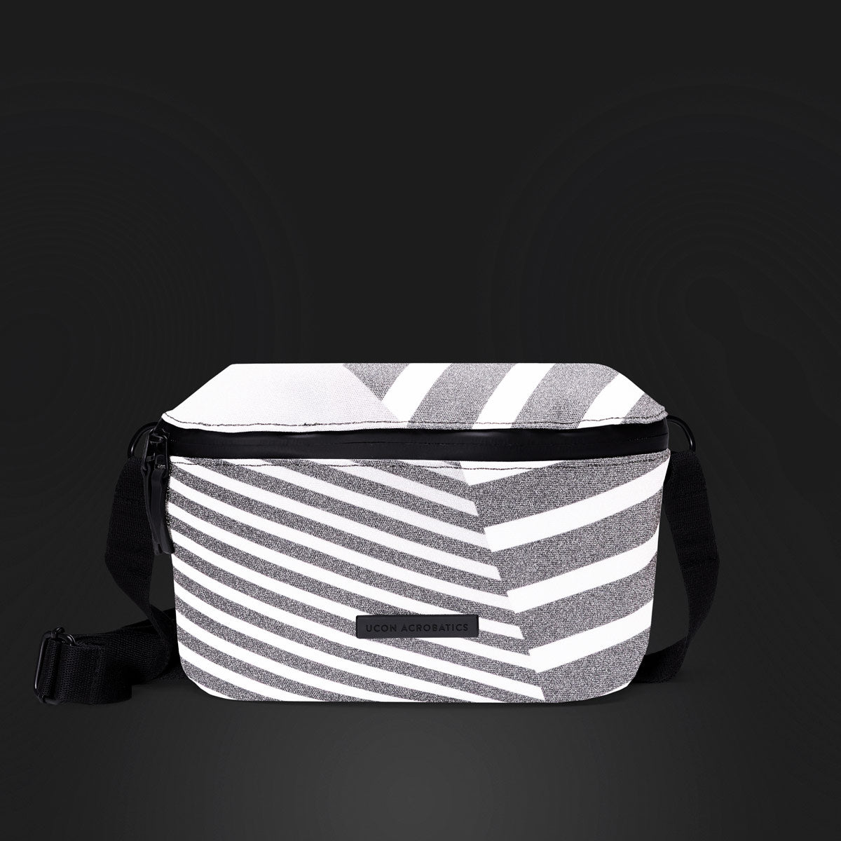 ucon-acrobatics-jona-crossbody-bag-reflektierende-umh-ngetasche-mit-fons-hickman image 2