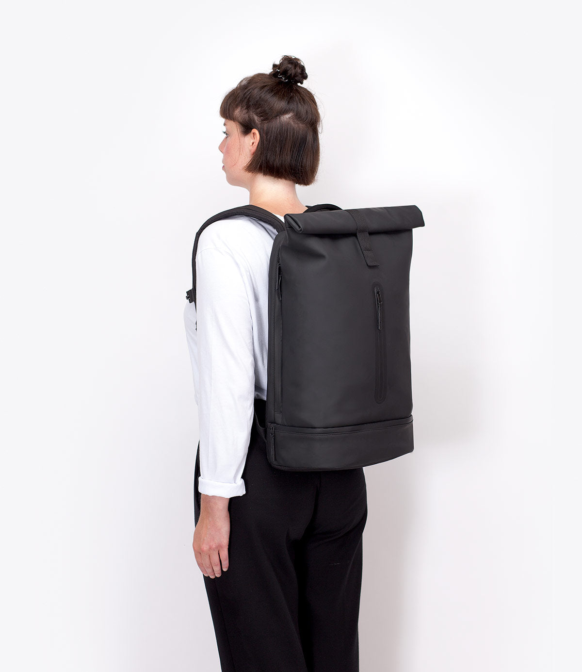 ucon-acrobatics-hajo-pro-roll-top-rucksack image 3